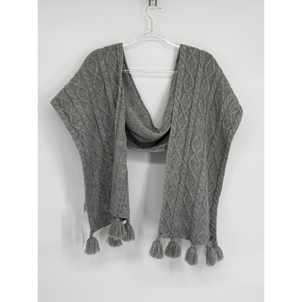 Guess Los Angeles Factory Cozy Cable Scarf w Tassels Silver Sparkle Winter NWT